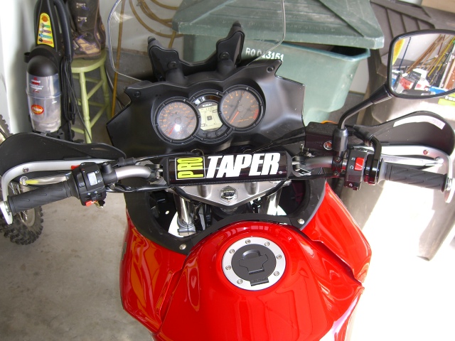 Pro Taper SE ATV mid bars on DL650